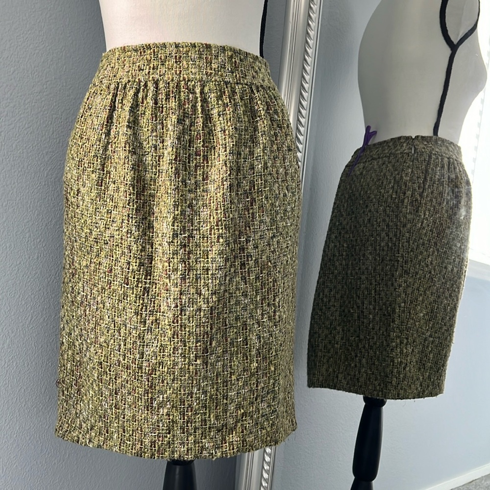Cynthia Steffe 💚🤎 Gorgeous Tweed Mini Skirt with added Metallic Yarn - Size 10